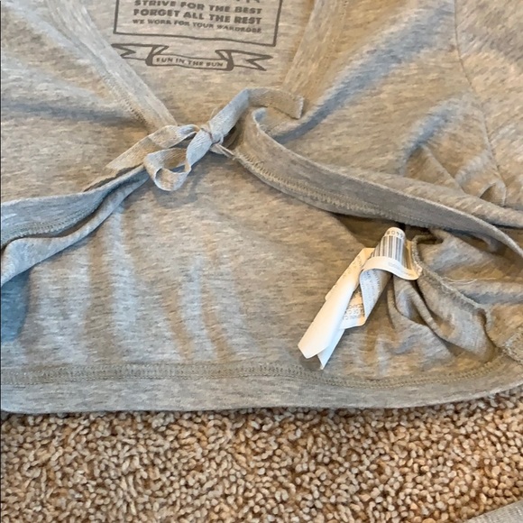 Zara TRF cropped cardigan gray size medium - Picture 3 of 6